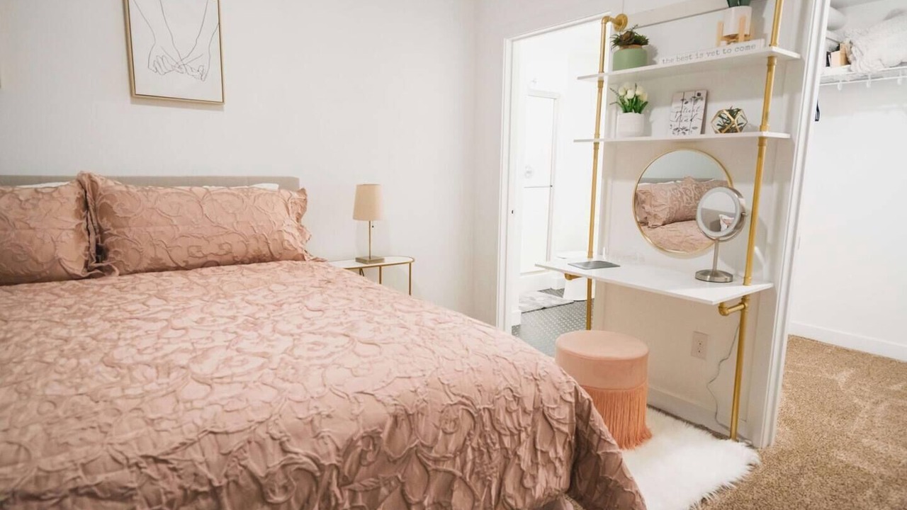 Photo of Bedroom in Old Market