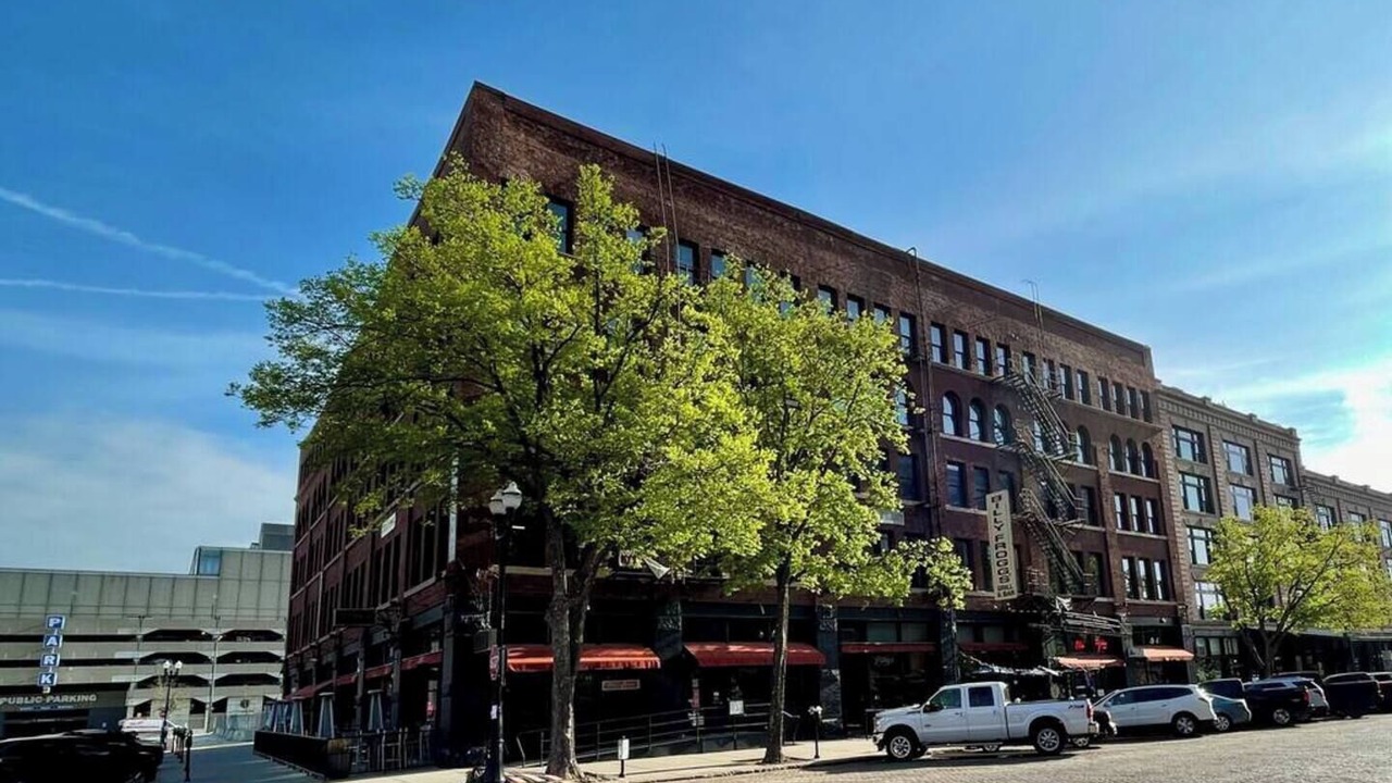 Photo of Others in Old Market