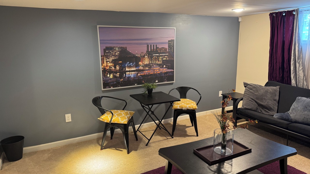 Photo of Livingroom in Baltimore
