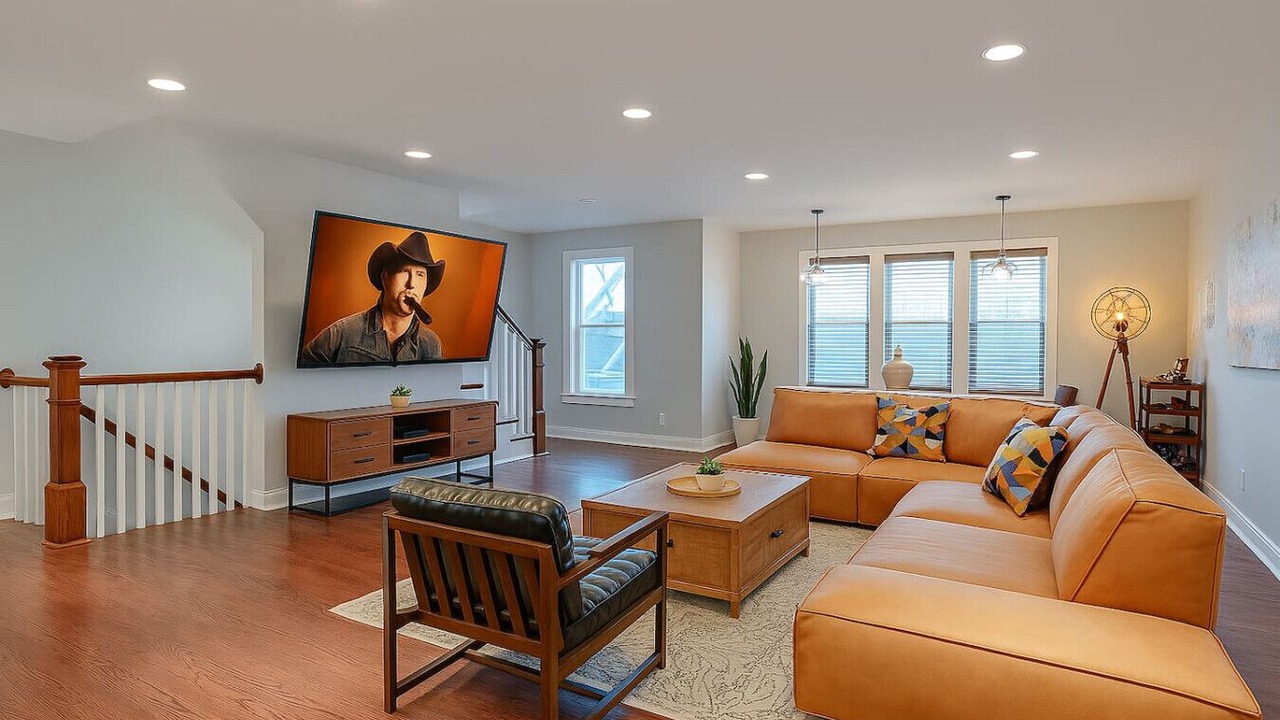 Photo of Livingroom in Cleveland Park
