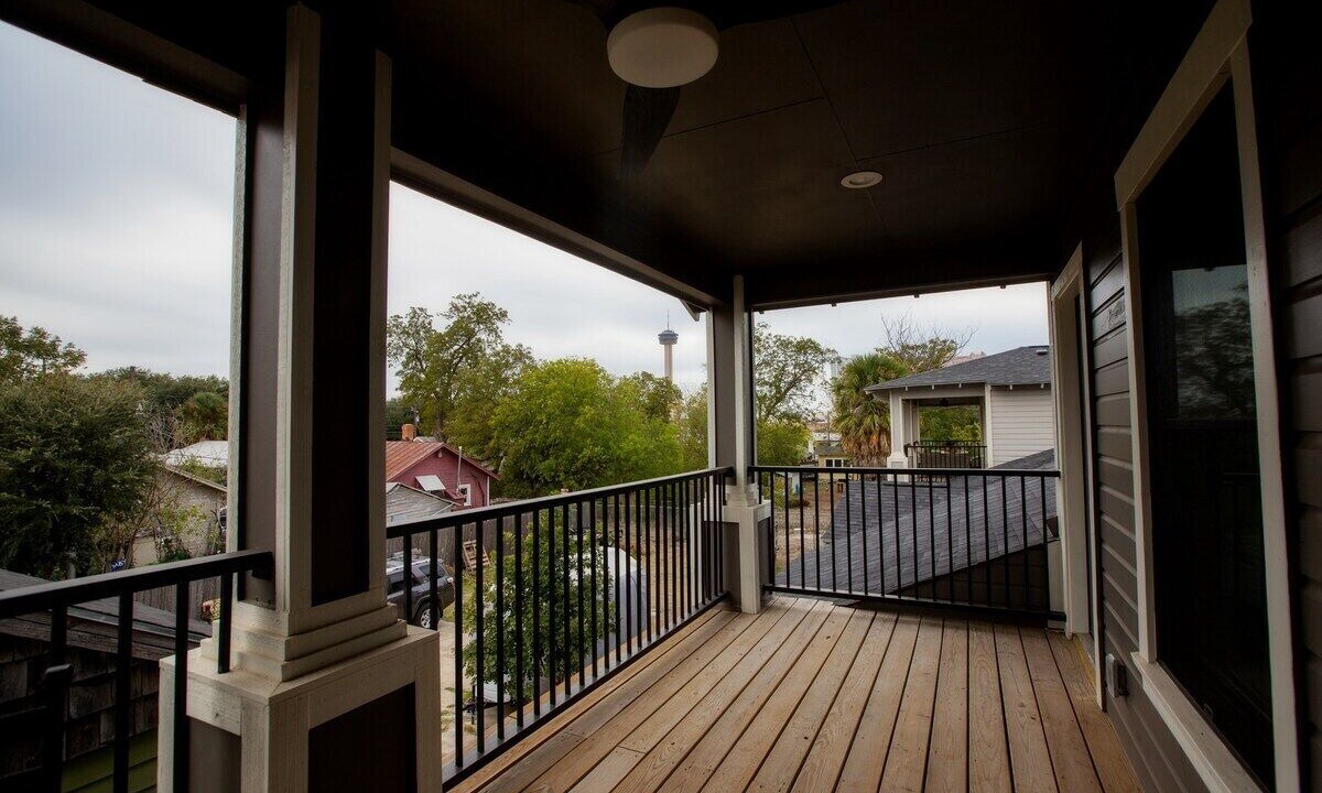 Photo of Patio Balcony in Near East Side