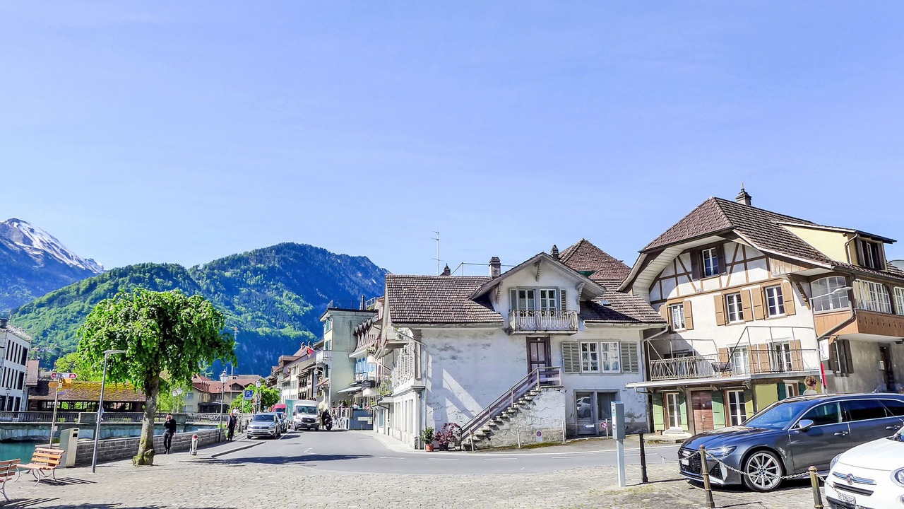 Photo of Others in Unterseen