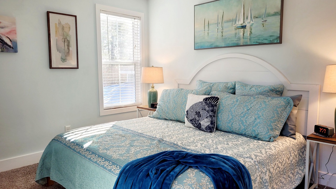 Photo of Bedroom in Minnesott Beach