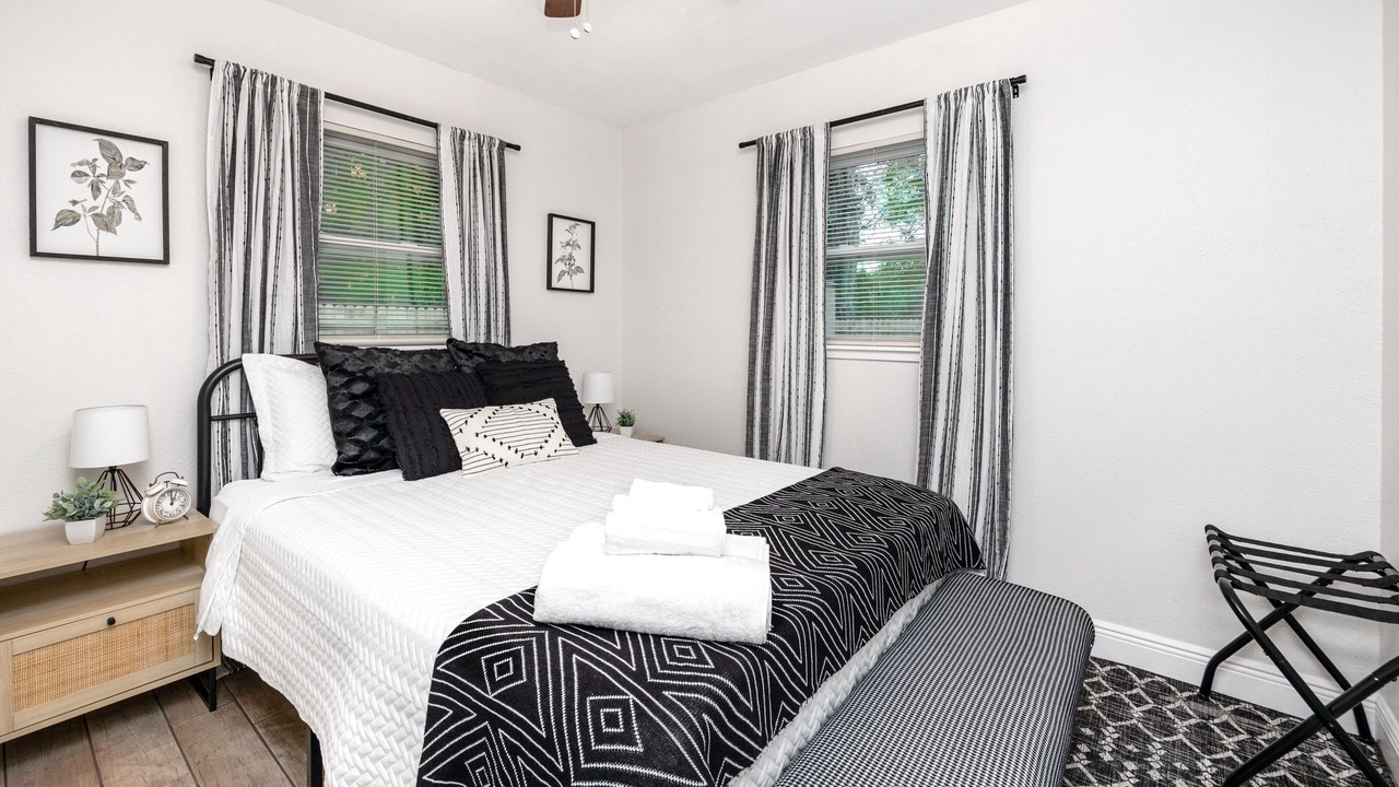 Photo of Bedroom in Largo