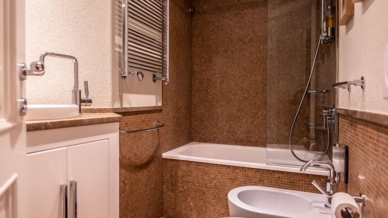 Photo of Bathroom in Silvaplana