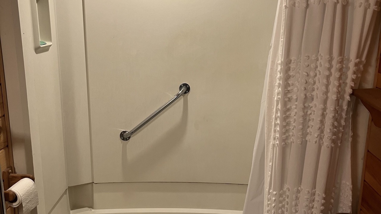 Photo of Bathroom in Town of Webb