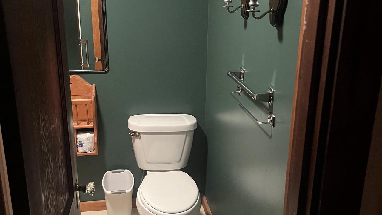Photo of Bathroom in Town of Webb