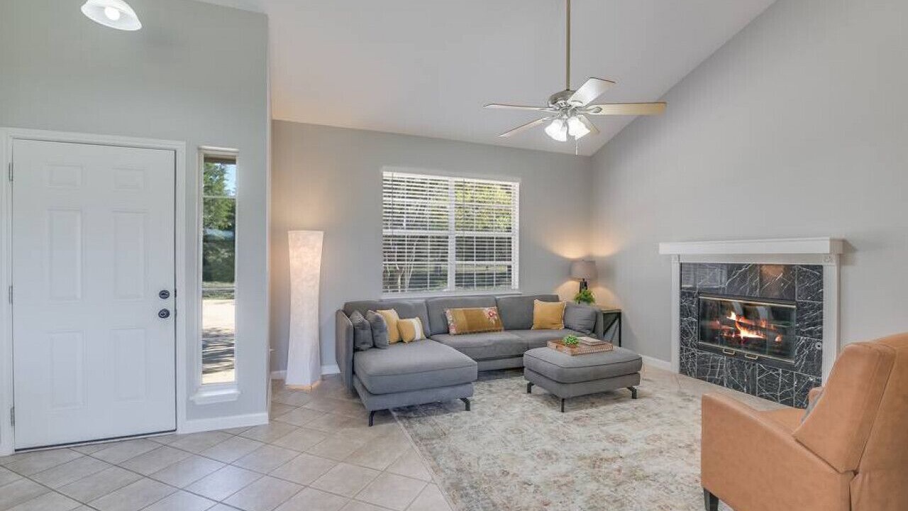 Photo of Livingroom in Austin