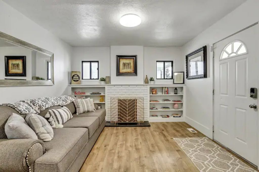 Photo of Livingroom in Franklin