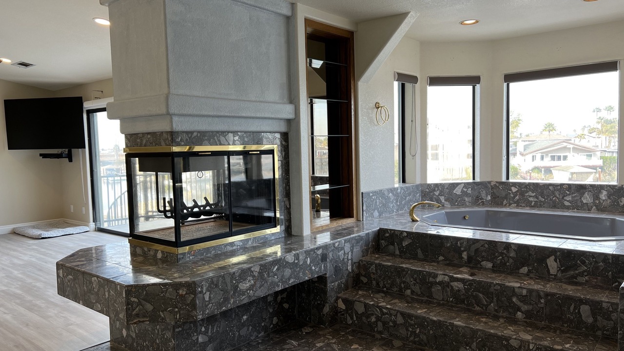 Photo of Others in Discovery Bay