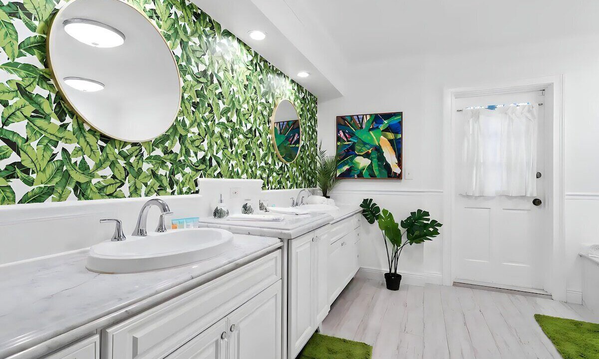 Photo of Bathroom in Parker Ridge