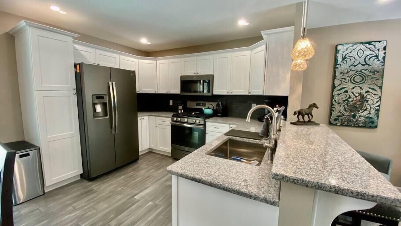 Photo of Kitchen in Geyser Crest