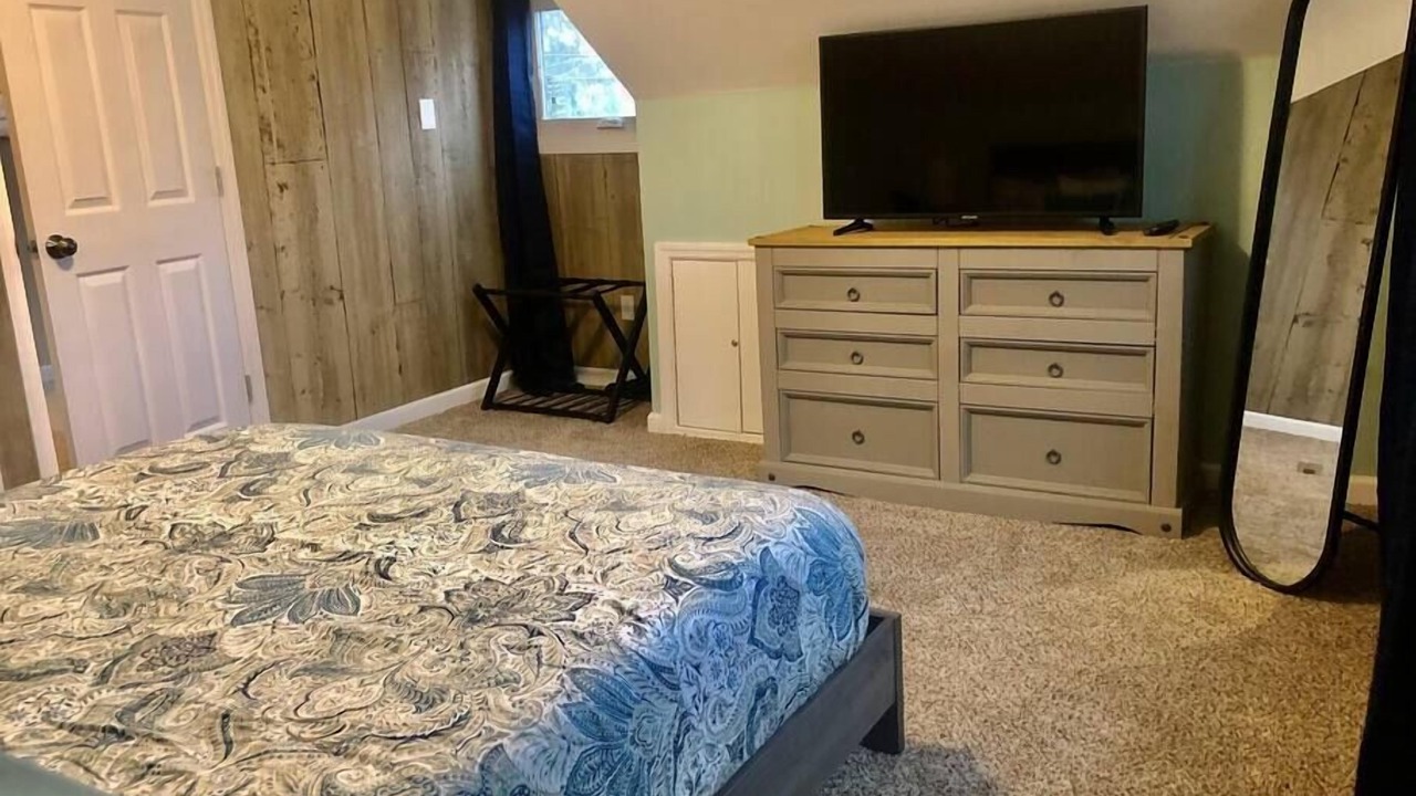 Photo of Bedroom in Schenectady