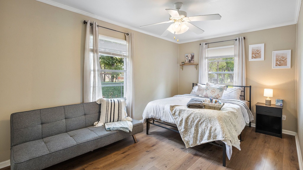 Photo of Bedroom in Southeast Houston