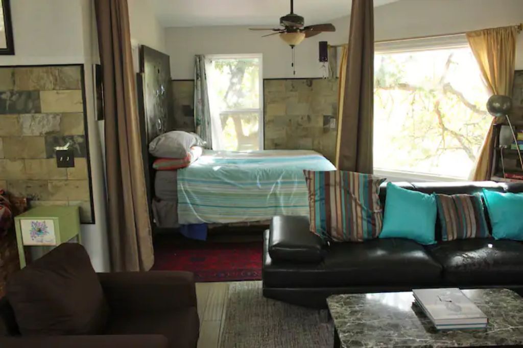 Photo of Bedroom in Manchaca