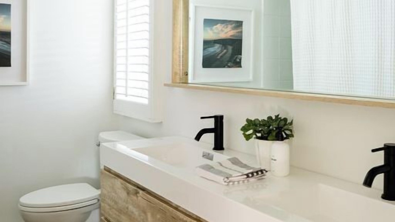 Photo of Bathroom in Belleville