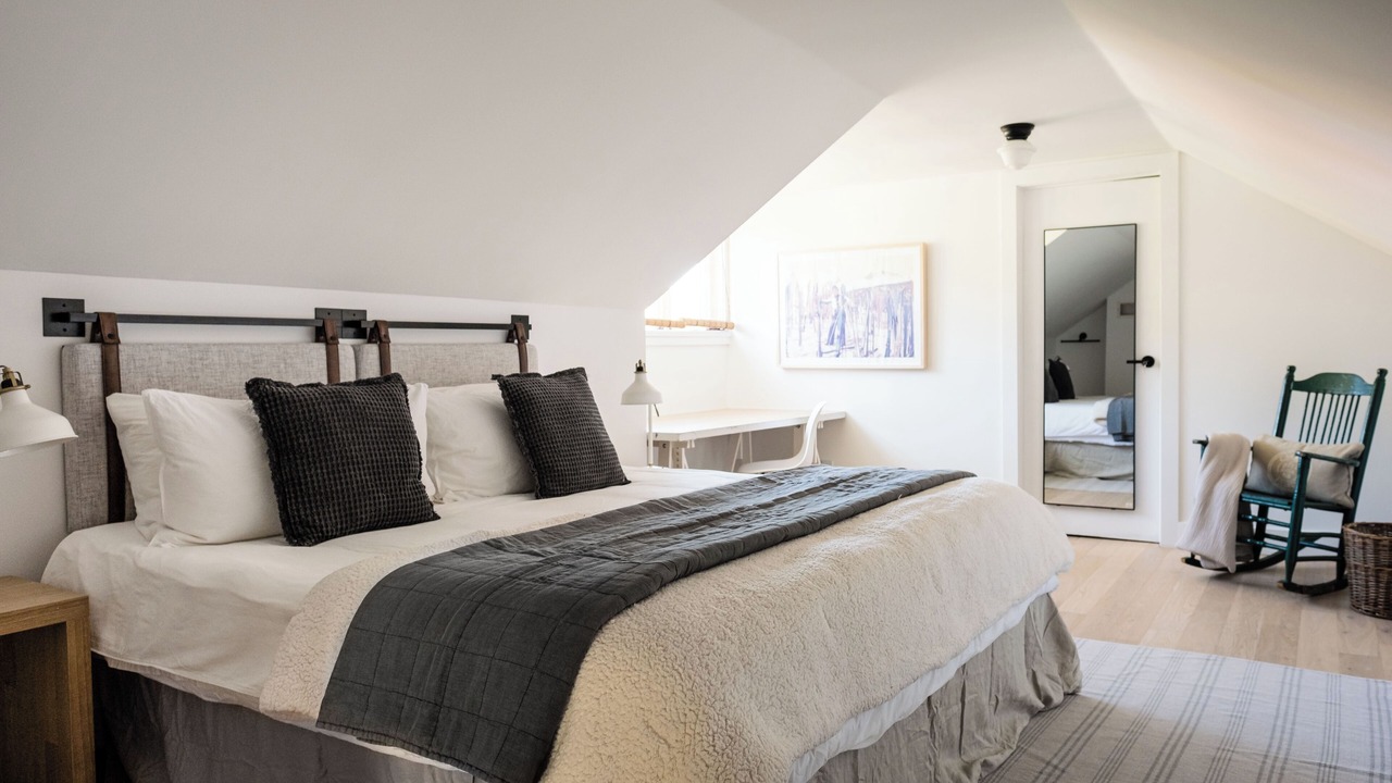 Photo of Bedroom in Belleville