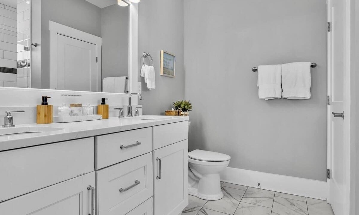 Photo of Bathroom in North Carolina Coast