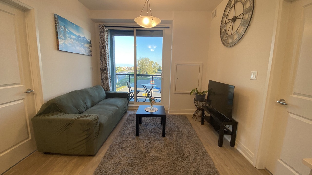 Photo of Livingroom in Markham
