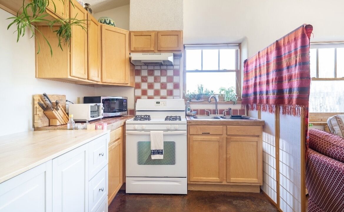 Photo of Kitchen in West Alameda