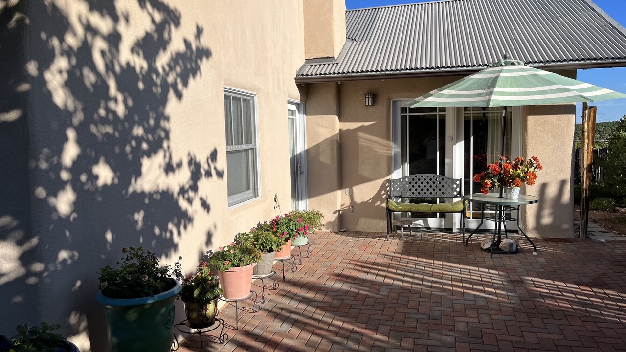 Photo of Patio Balcony in West Alameda