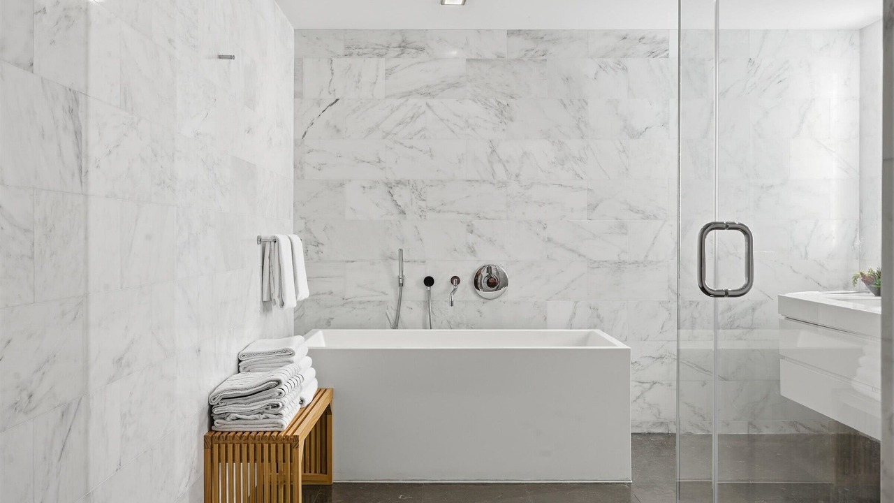Photo of Bathroom in City Center
