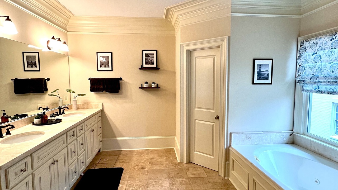 Photo of Bathroom in Sandy Springs