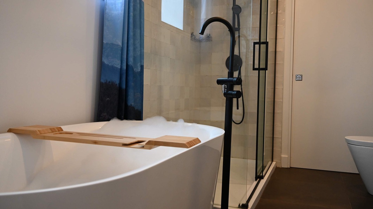 Photo of Bathroom in Les Pays-d'en-Haut Regional County Municipality