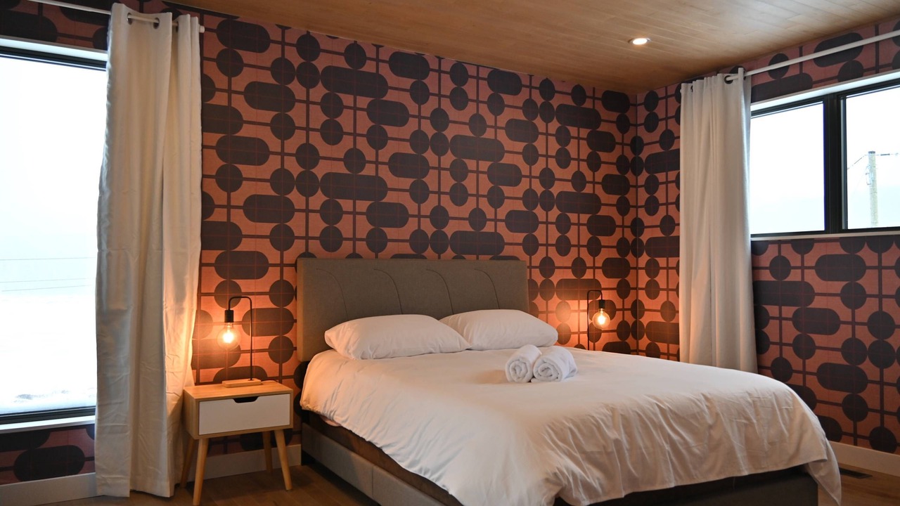 Photo of Bedroom in Les Pays-d'en-Haut Regional County Municipality