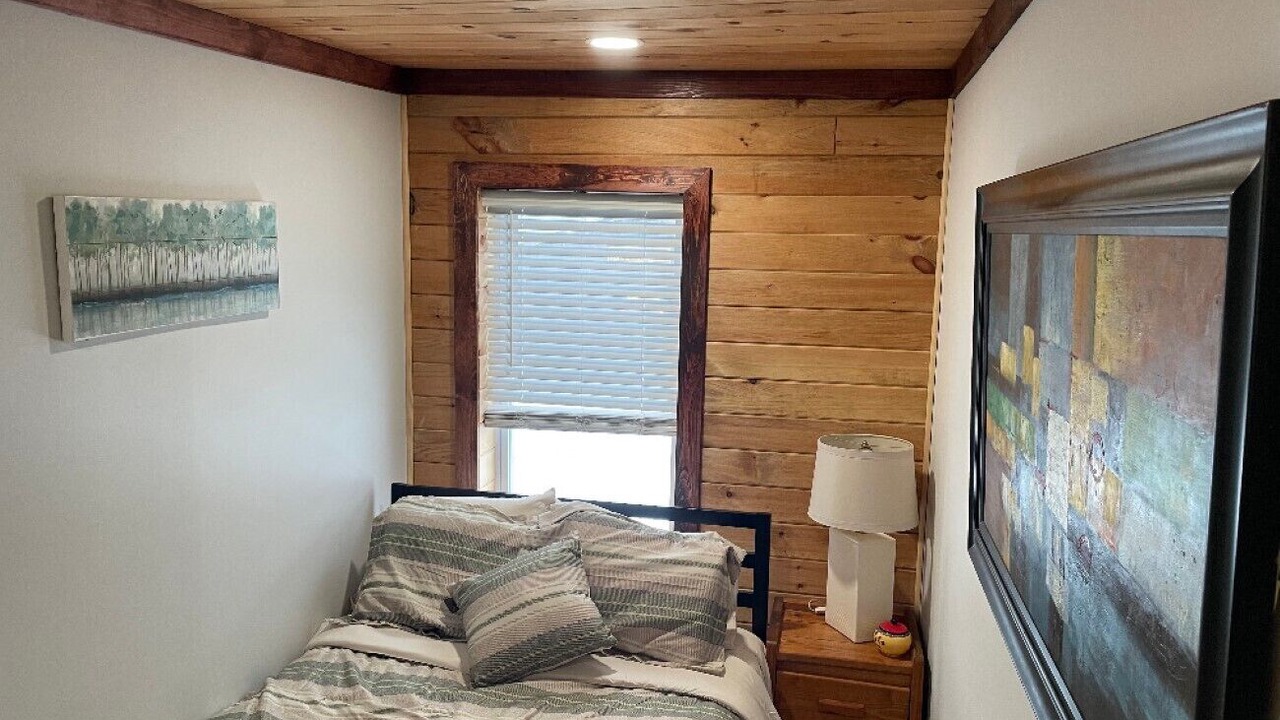 Photo of Bedroom in Olmstedville