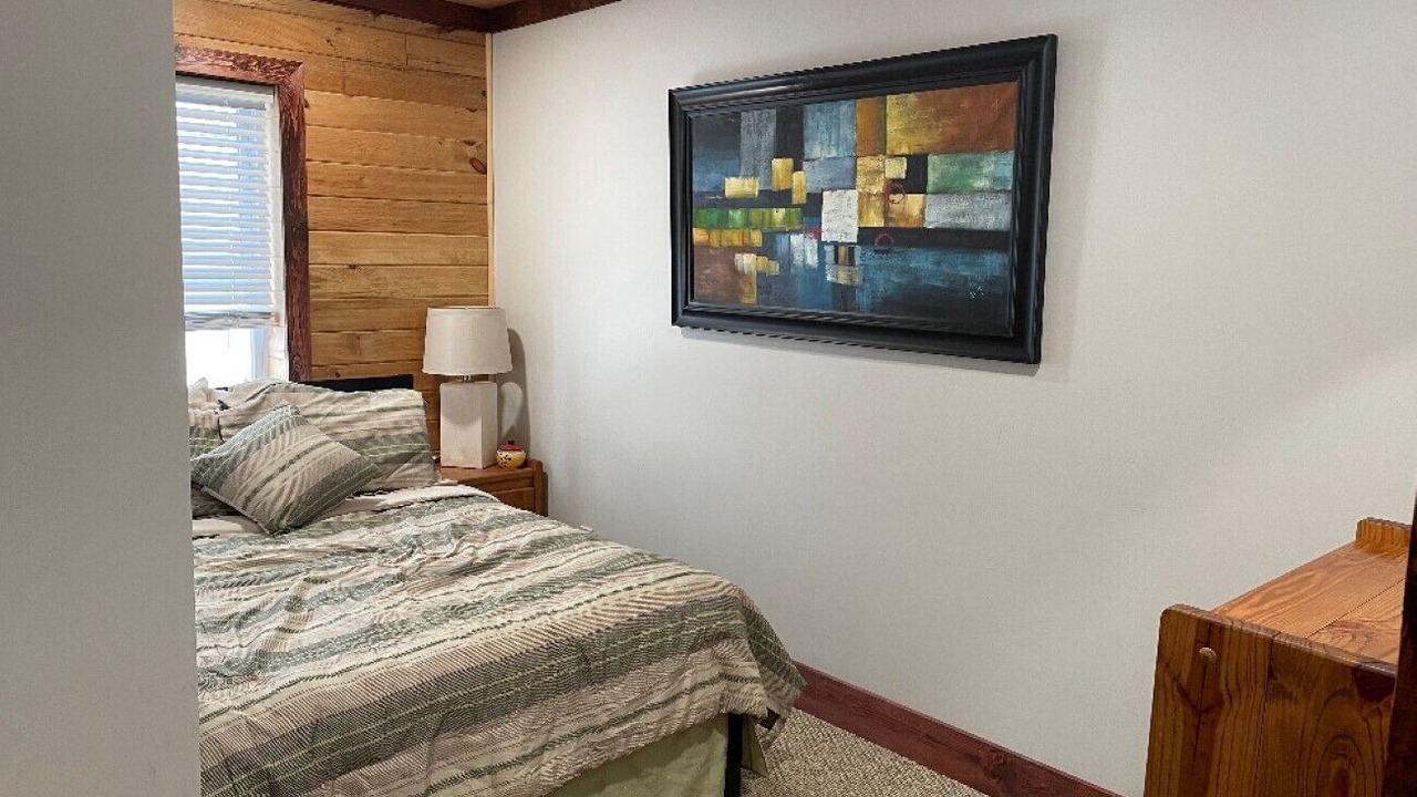 Photo of Bedroom in Olmstedville