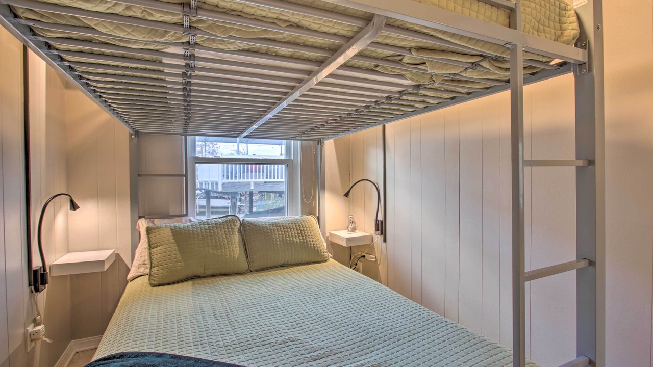 Photo of Bedroom in Springfield