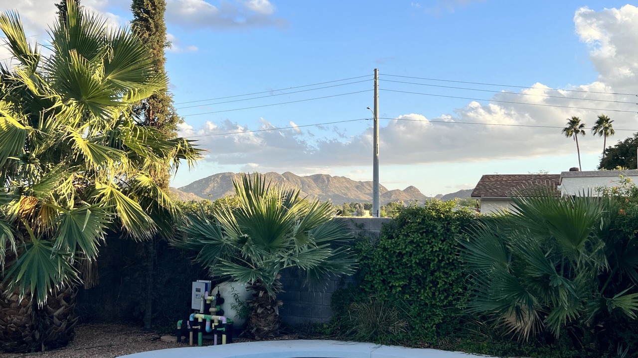 Photo of Outdoor in Paradise Valley Village