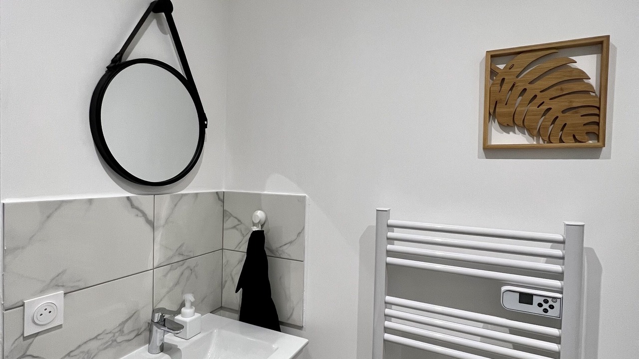 Photo of Bathroom in Brioude