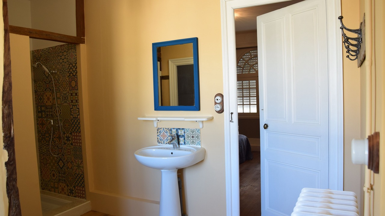 Photo of Bathroom in Jaunay-Clan