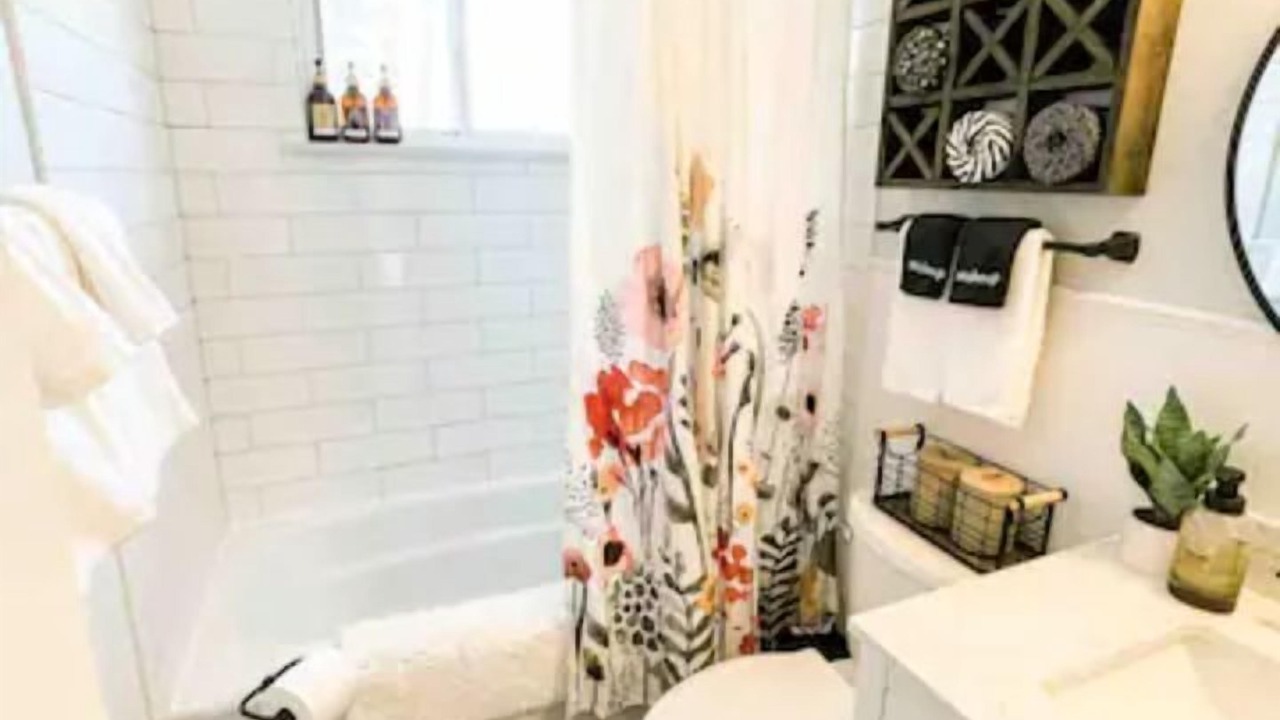 Photo of Bathroom in Geyser Crest