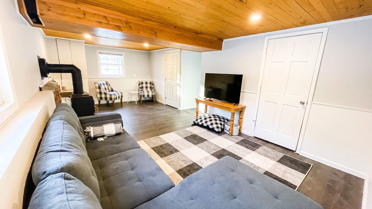 Photo of Livingroom in Geyser Crest