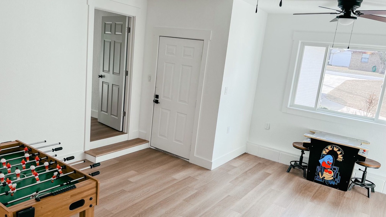 Photo of Bedroom in Grove