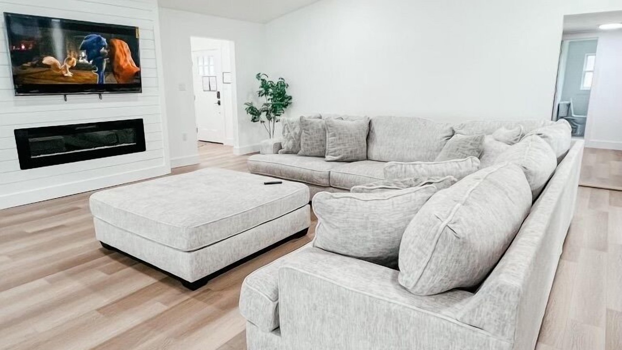 Photo of Livingroom in Grove