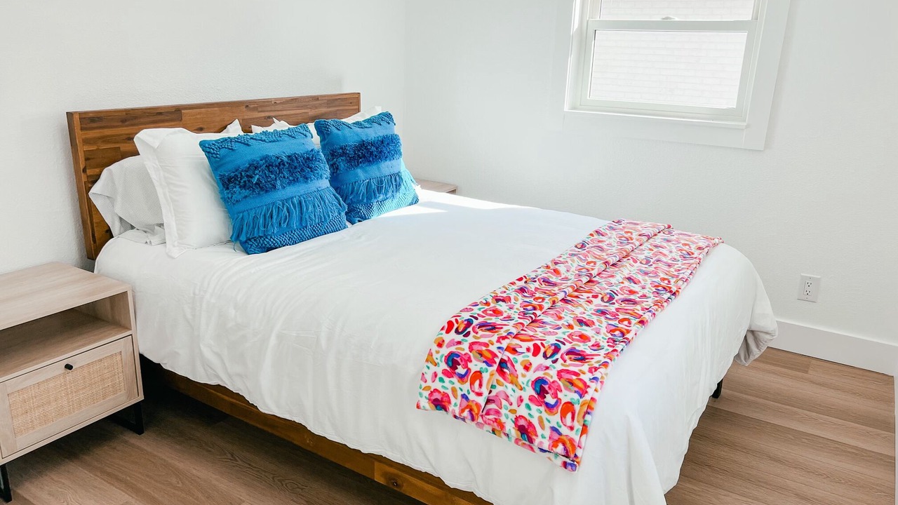 Photo of Bedroom in Grove