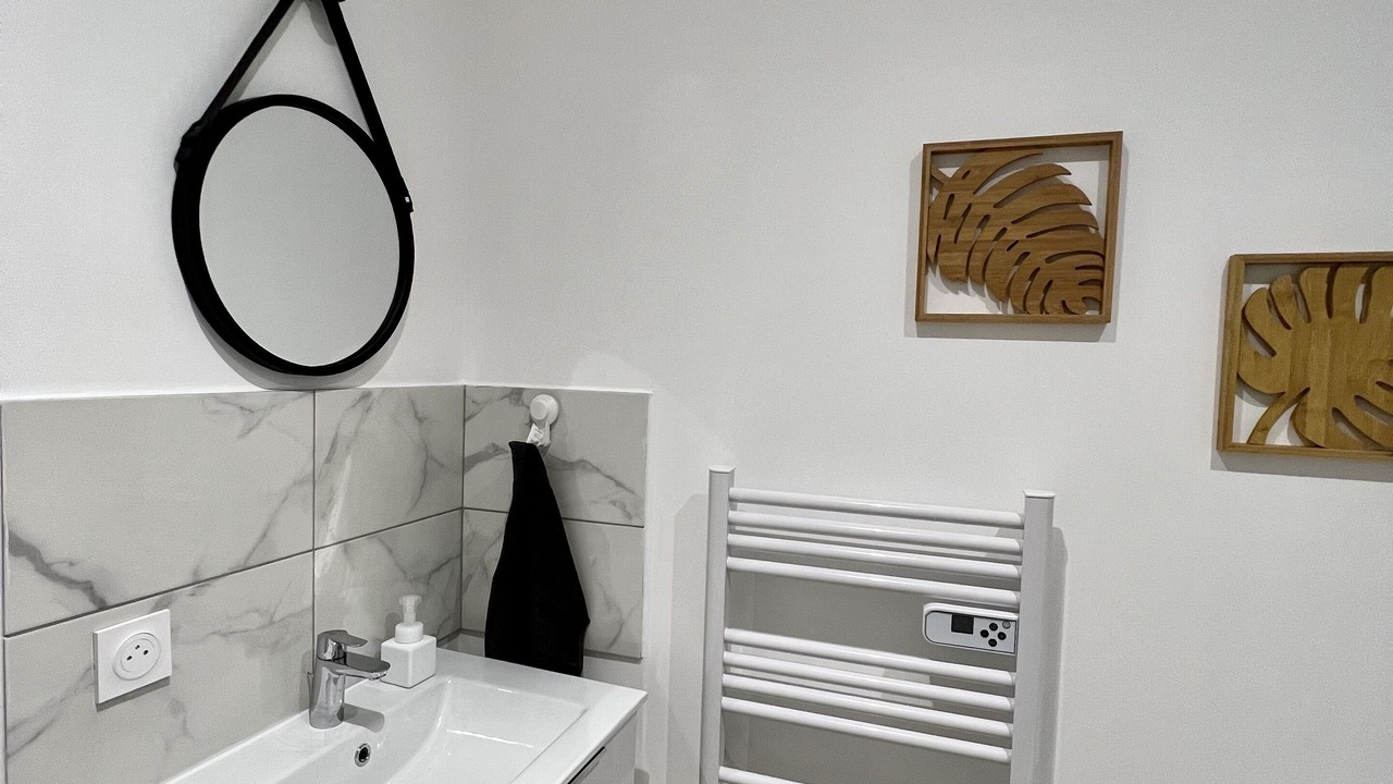 Photo of Bathroom in Brioude