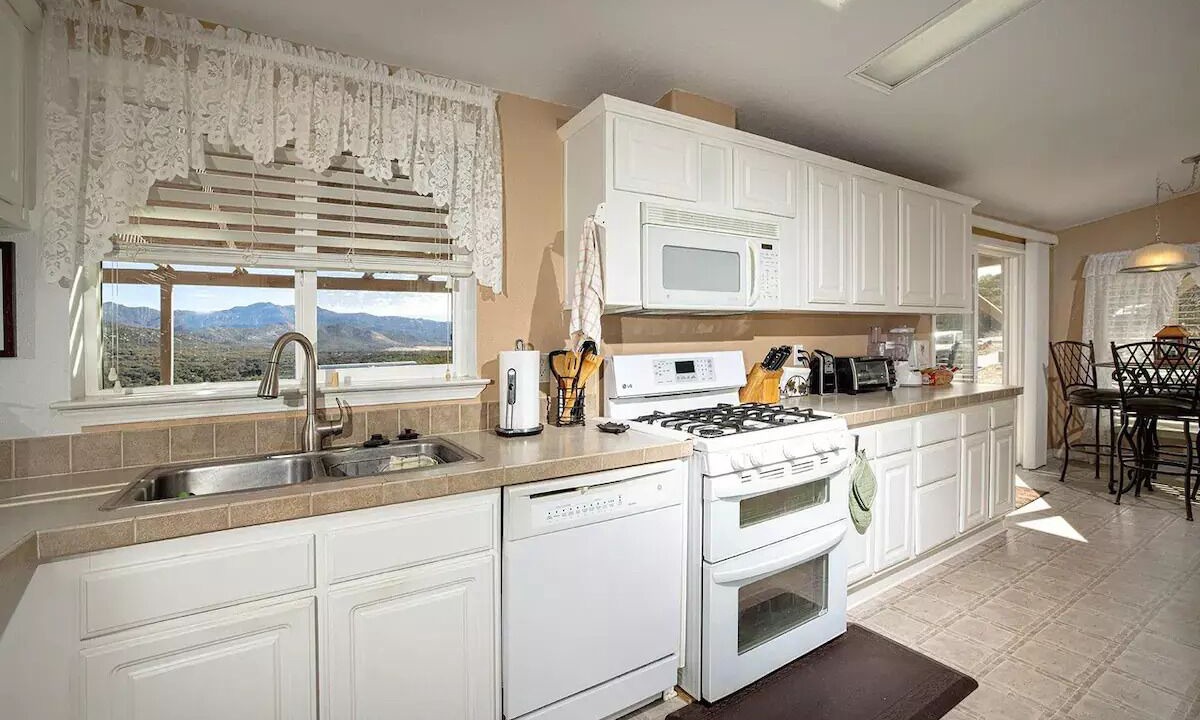 Photo of Kitchen in Warner Springs