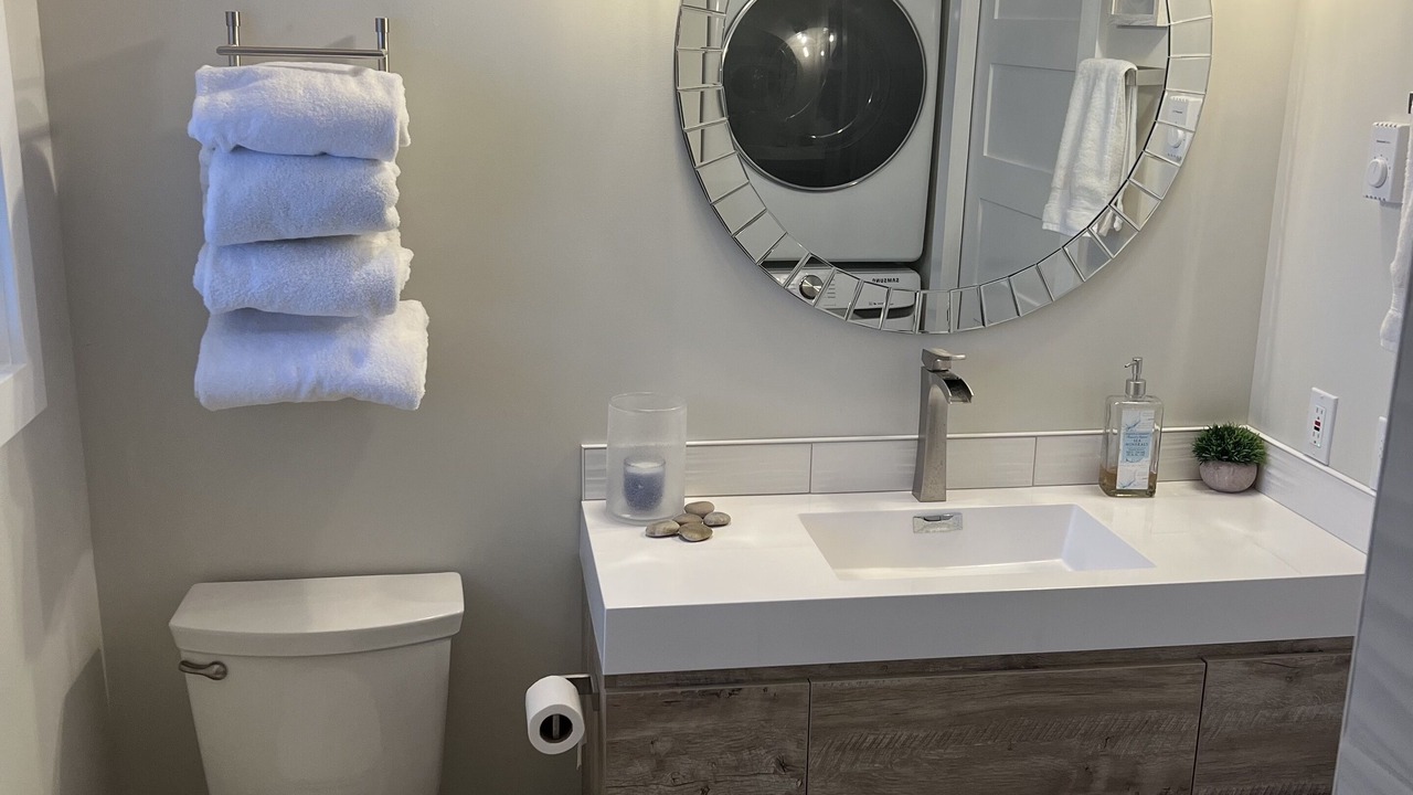 Photo of Bathroom in Grapeview