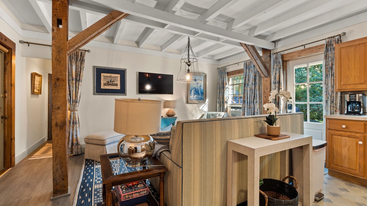 Photo of Livingroom in Richmond
