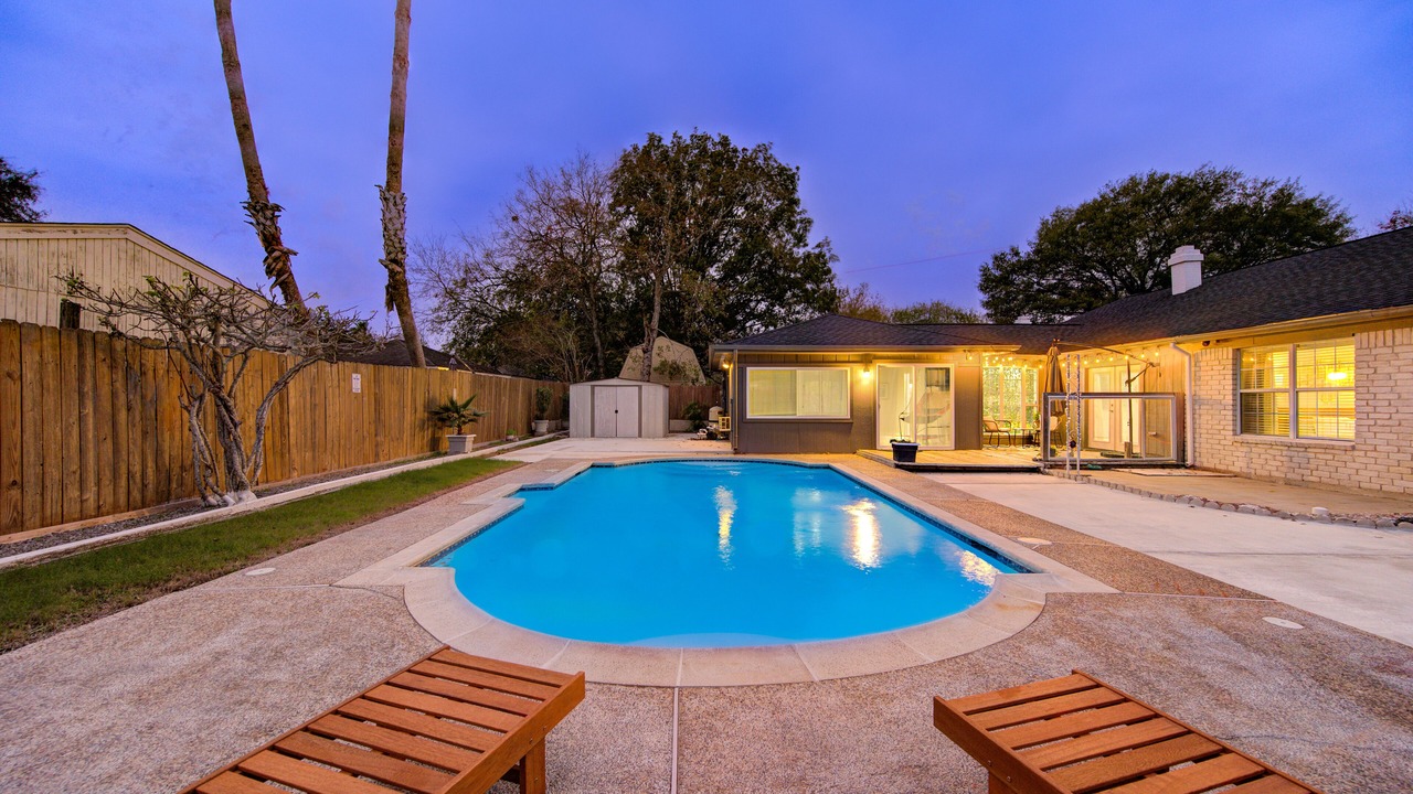 Photo of Outdoor in Clodine