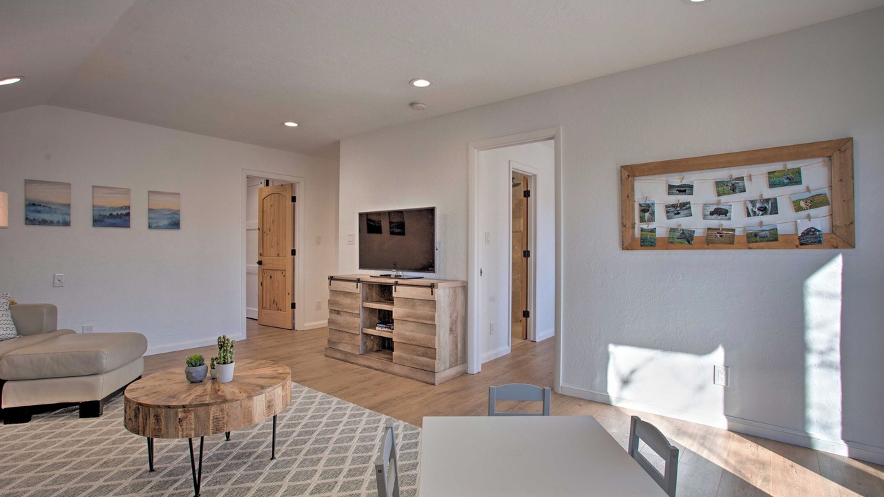 Photo of Livingroom in Medicine Park