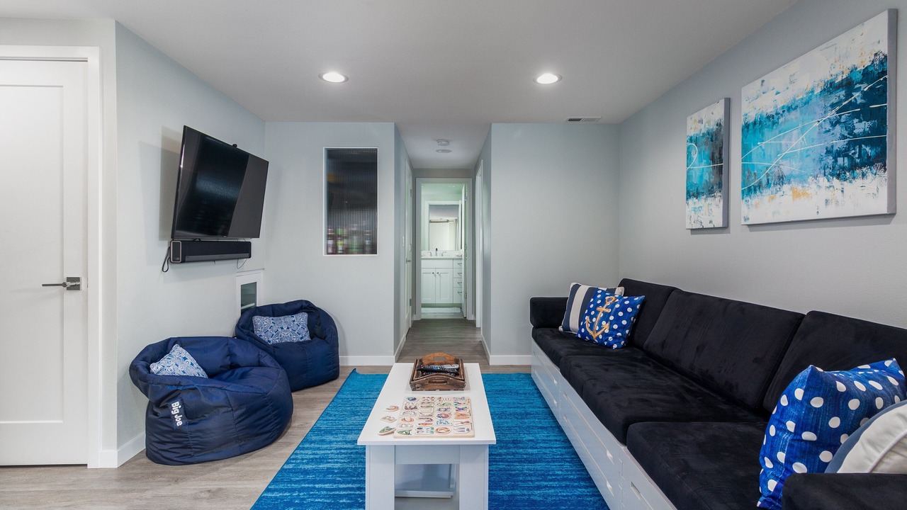 Photo of Livingroom in Kiwanda Shores