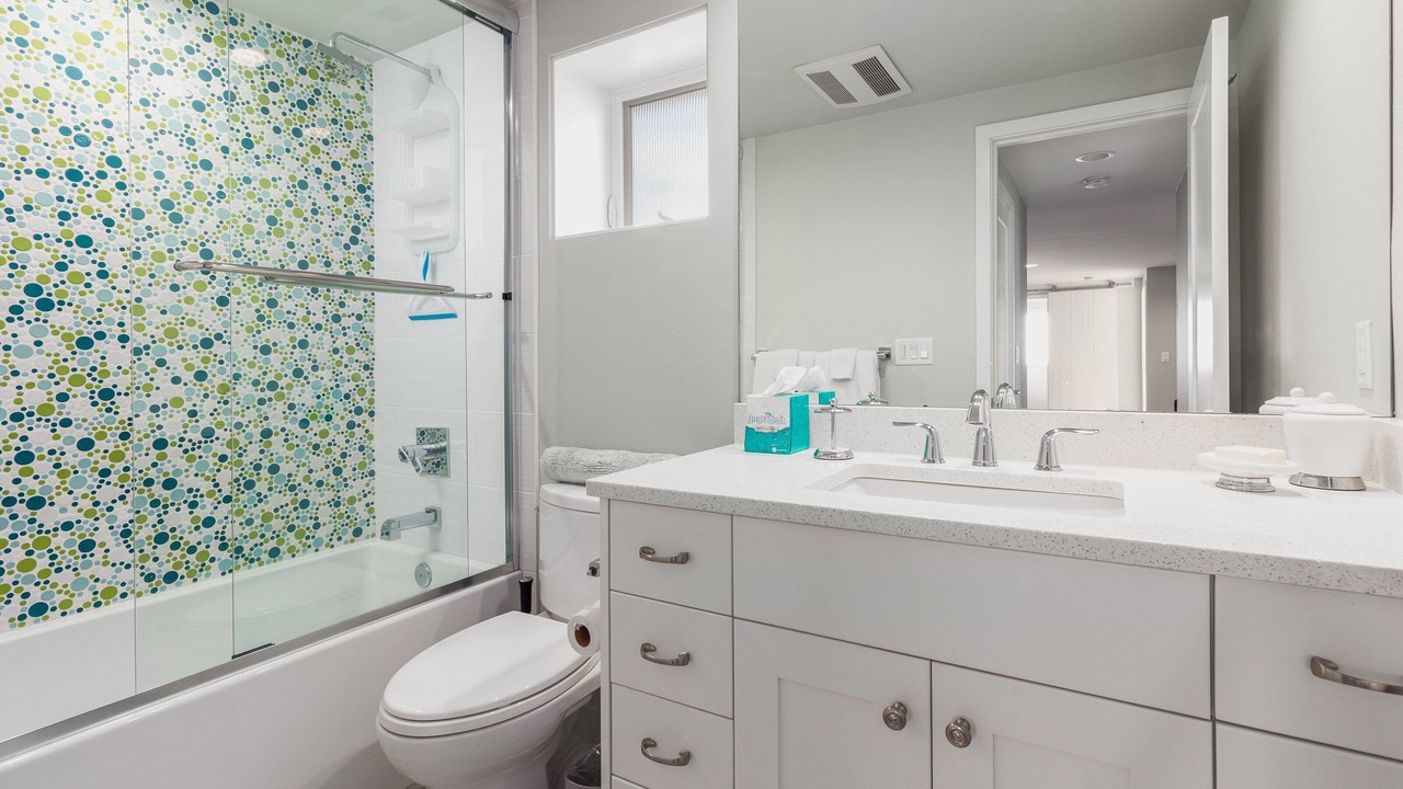 Photo of Bathroom in Kiwanda Shores