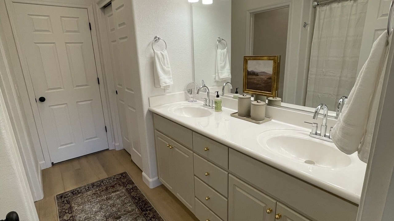 Photo of Bathroom in Superstition Springs