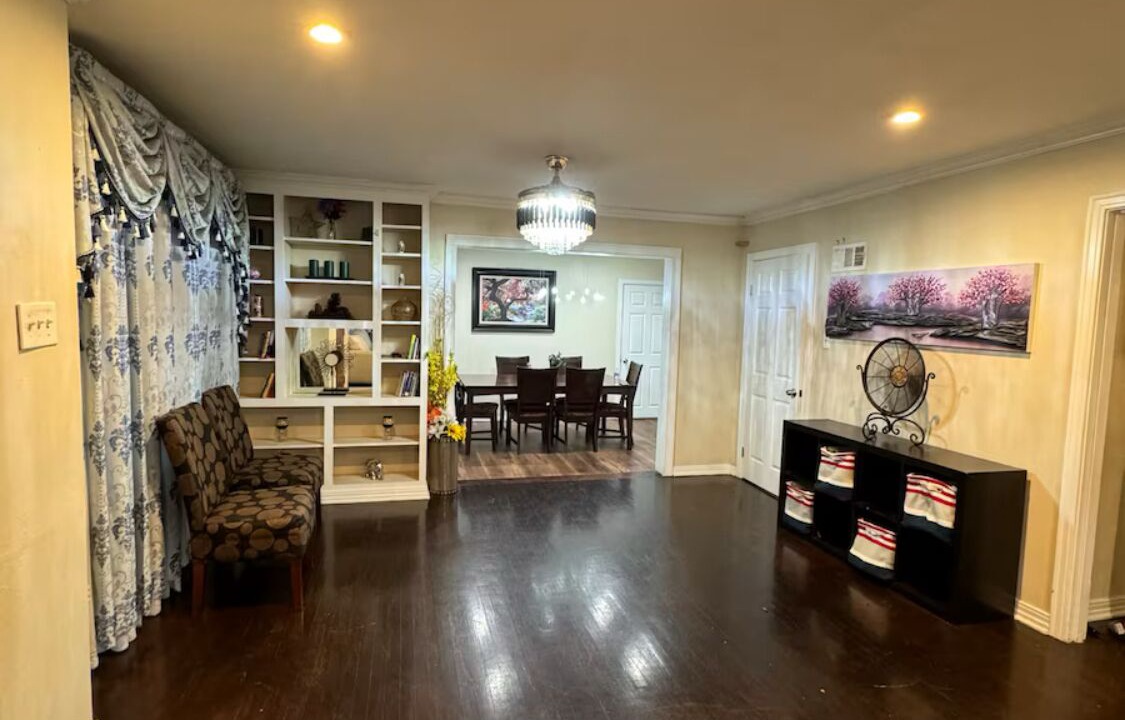 Photo of Livingroom in Little Rock